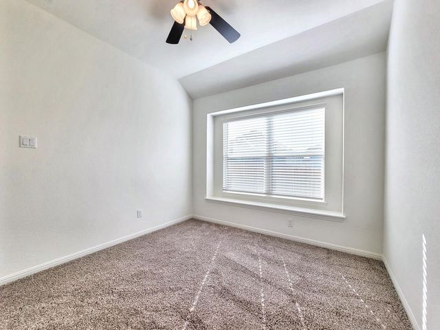 610 Hereford LOOP, Hutto, TX 78634