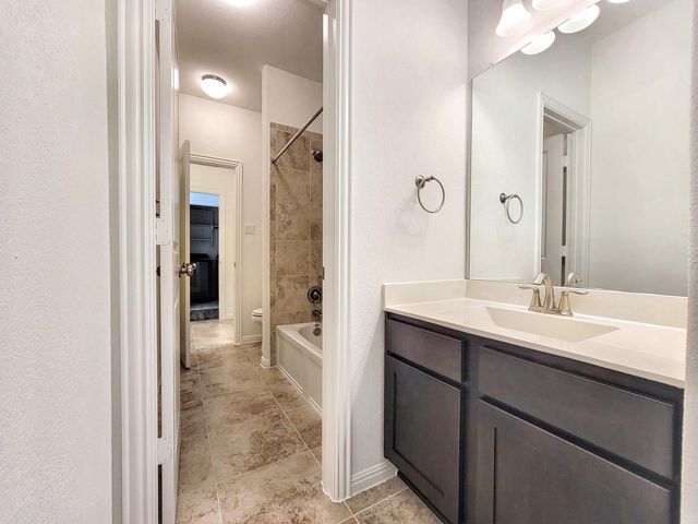 610 Hereford LOOP, Hutto, TX 78634