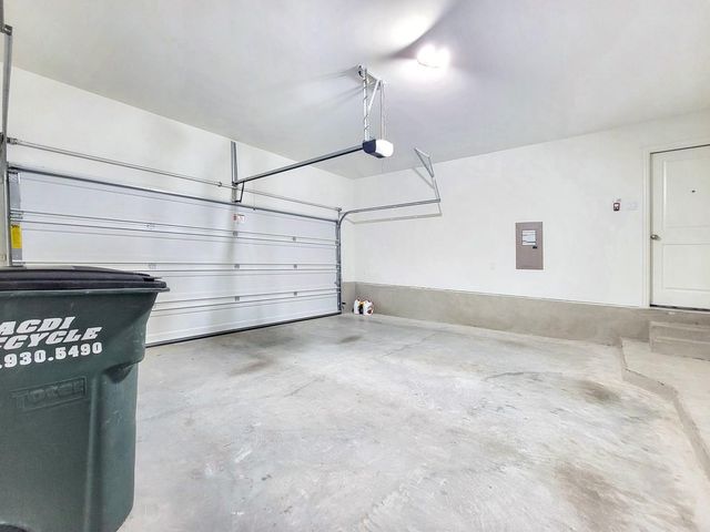 610 Hereford LOOP, Hutto, TX 78634