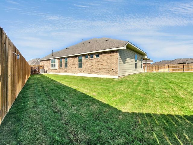 610 Hereford LOOP, Hutto, TX 78634