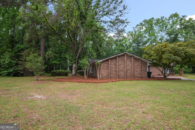 221 Azalea Drive, Statesboro, GA 30458