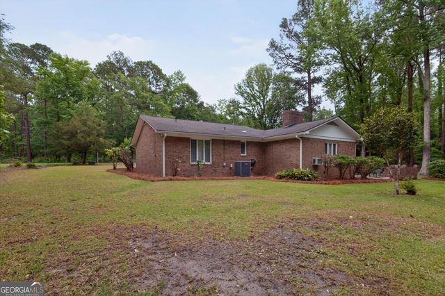 221 Azalea Drive, Statesboro, GA 30458