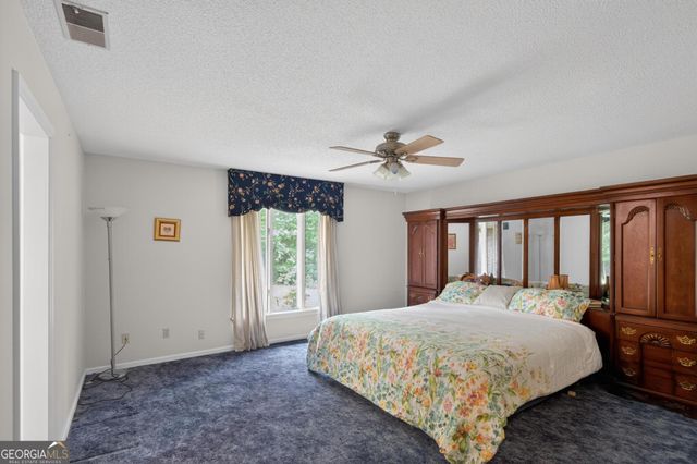 221 Azalea Drive, Statesboro, GA 30458
