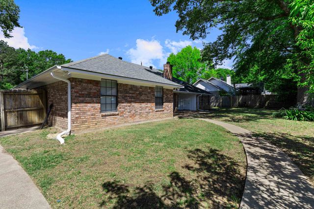 1112 Jamaica Dr, White Oak, TX 75693