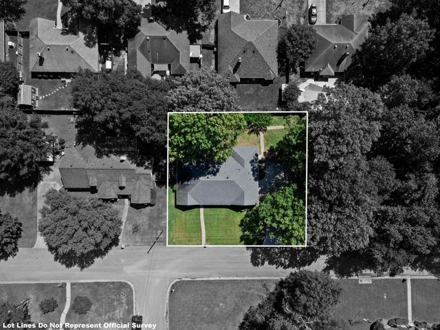 1112 Jamaica Dr, White Oak, TX 75693