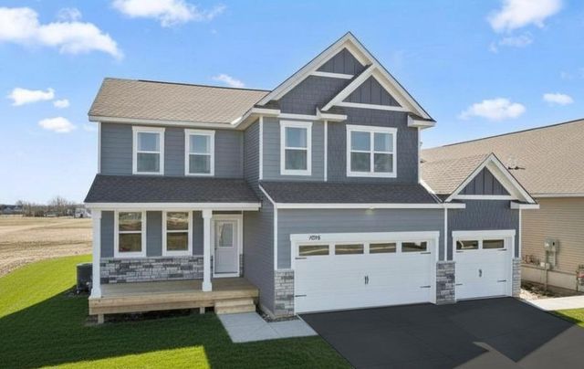 1696 Zumbro Avenue, Shakopee, MN 55379