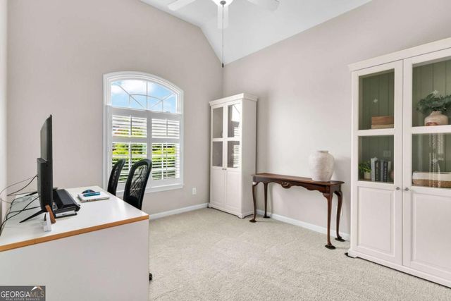1298 Parkview Lane NW, Kennesaw, GA 30152
