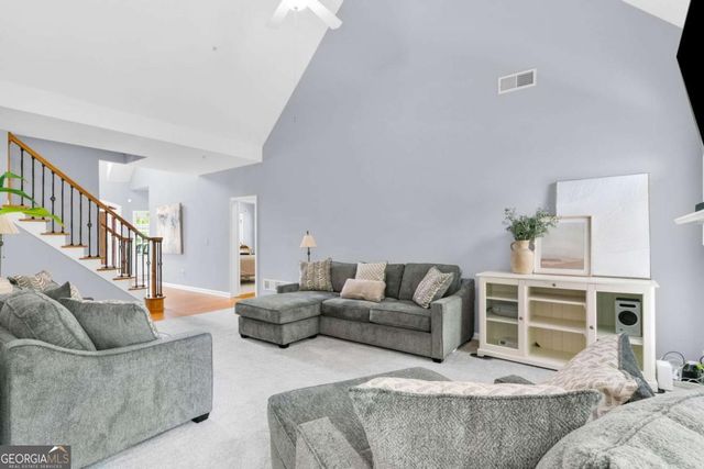 1298 Parkview Lane NW, Kennesaw, GA 30152