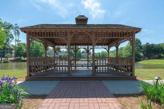 1298 Parkview Lane NW, Kennesaw, GA 30152