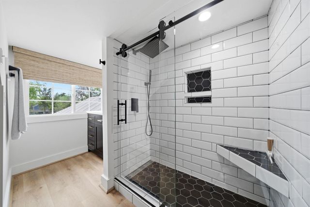 705 College Street, Montgomery, TX 77356