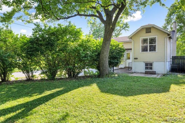 3340 Bendick Avenue, St Louis, MO 63139