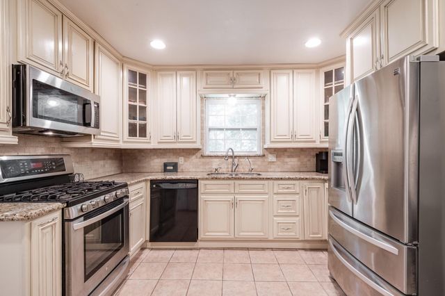 19815 Belleau Wood Drive, Houston, TX 77338