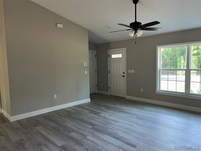 339 W Goldcoast Place, Dunnellon, FL 34434