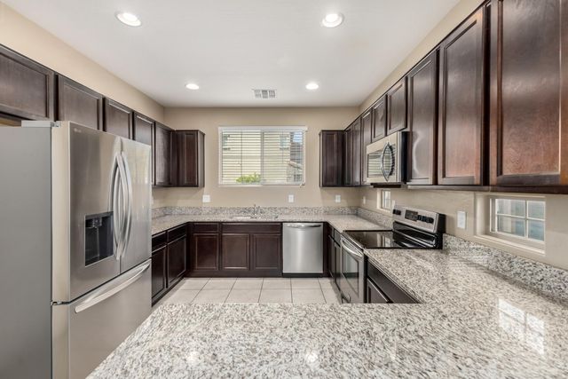 7742 W PALM Lane, Phoenix, AZ 85035