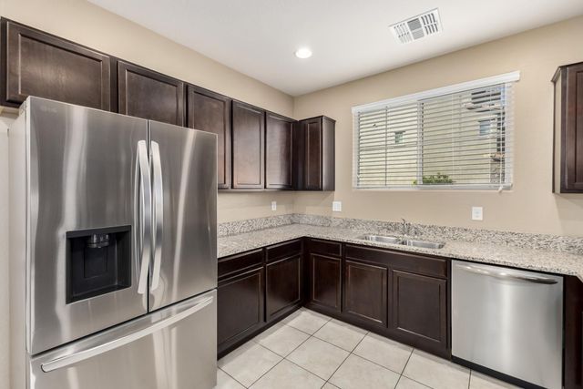 7742 W PALM Lane, Phoenix, AZ 85035