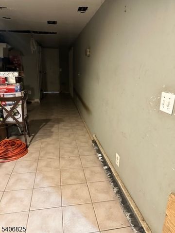 753 Myrtle St 2, Elizabeth City, NJ 07202