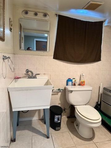 753 Myrtle St 2, Elizabeth City, NJ 07202