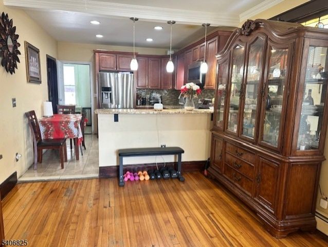 753 Myrtle St 2, Elizabeth City, NJ 07202