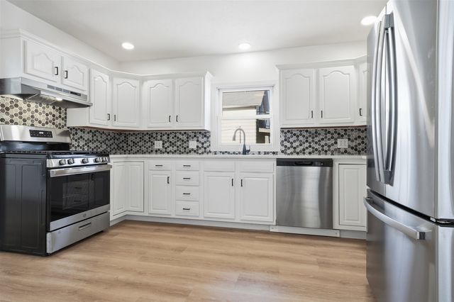 1006 S East Street, Bloomington, IL 61701