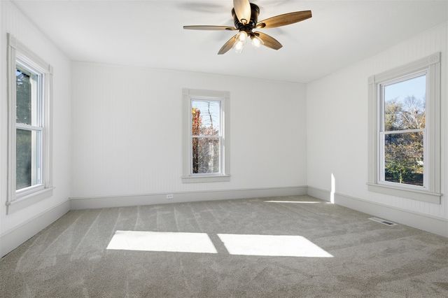 1006 S East Street, Bloomington, IL 61701