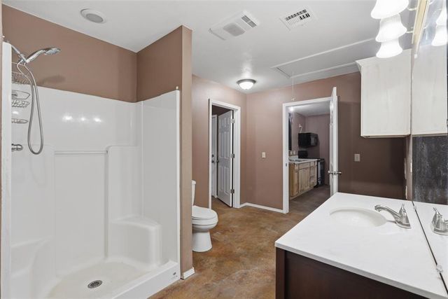 10100 Summerset Lane, Choctaw, OK 73020