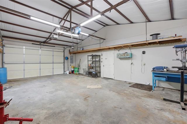10100 Summerset Lane, Choctaw, OK 73020