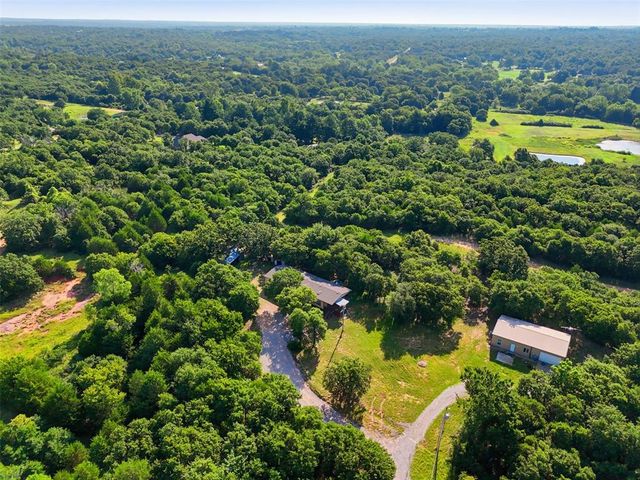 10100 Summerset Lane, Choctaw, OK 73020