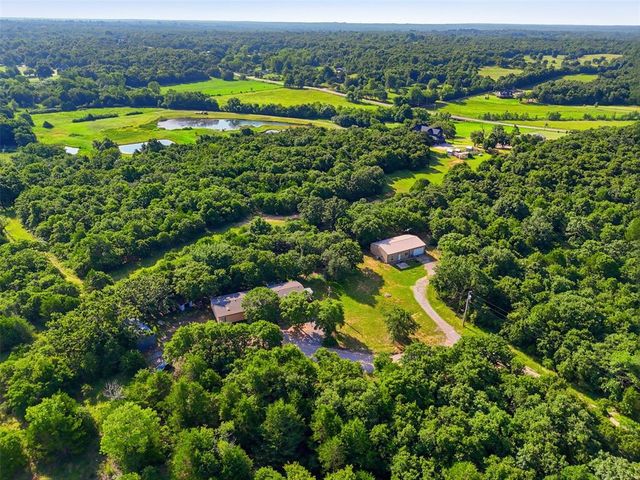 10100 Summerset Lane, Choctaw, OK 73020