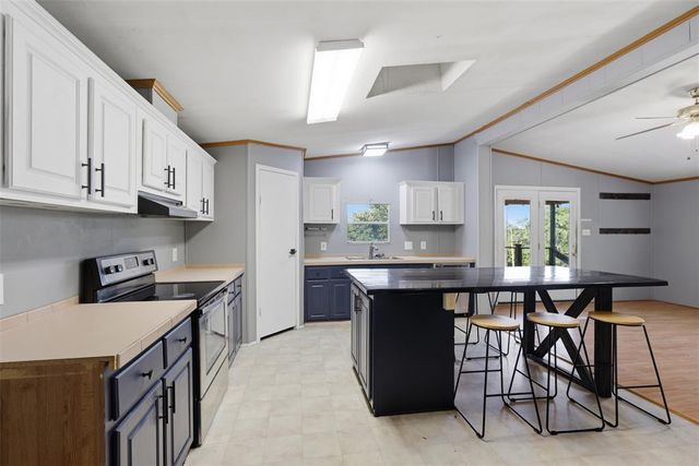 10100 Summerset Lane, Choctaw, OK 73020