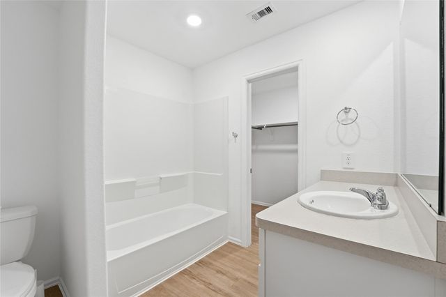 213 Rustic Ridge Circle, Magnolia, TX 77354