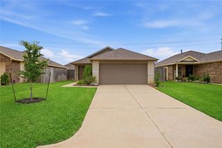 213 Rustic Ridge Circle, Magnolia, TX 77354