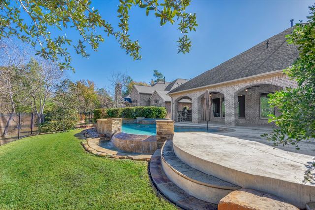 46 Lake Voyageur Drive, Spring, TX 77389
