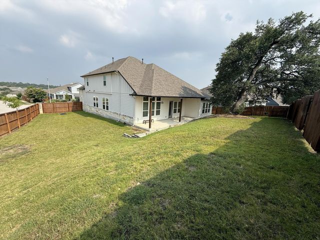 171 Rose Heath LN, Liberty Hill, TX 78642