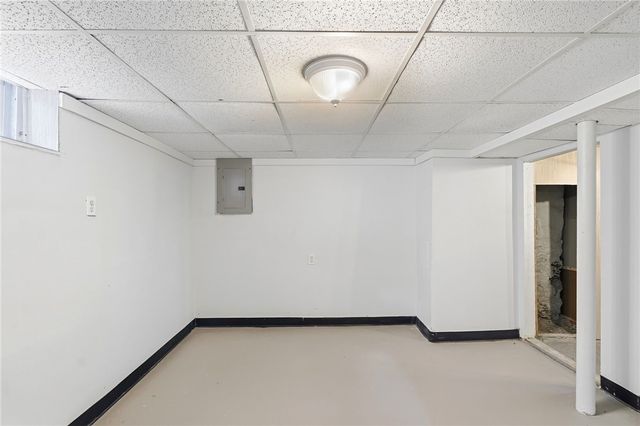 35 Lawrence Street, Providence, RI 02909