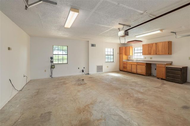 235 Mesquite DR, Cedar Creek, TX 78612