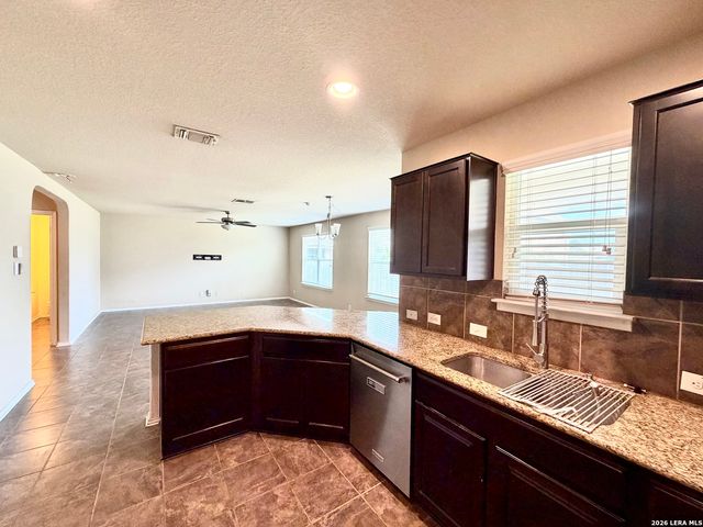 6130 HACKBERRY POND, San Antonio, TX 78244