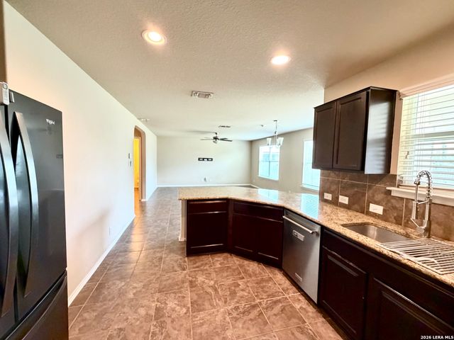 6130 HACKBERRY POND, San Antonio, TX 78244