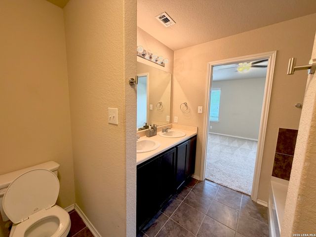 6130 HACKBERRY POND, San Antonio, TX 78244