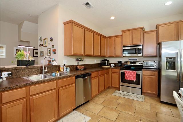 2120 BETSY ROSS LANE, St Cloud, FL 34769