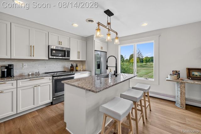 413 E Rolston Road, Linden, MI 48451