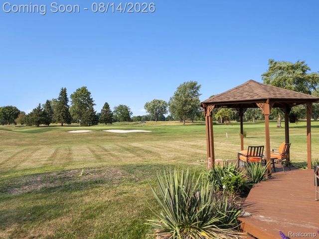 413 E Rolston Road, Linden, MI 48451