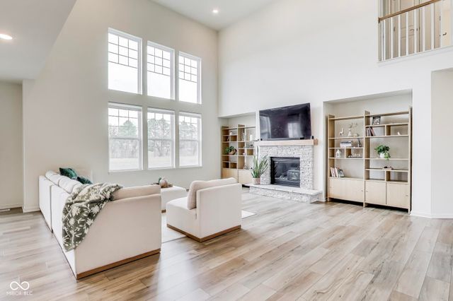 1869 Kenmare Drive, Carmel, IN 46074