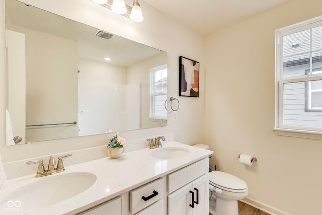 1869 Kenmare Drive, Carmel, IN 46074