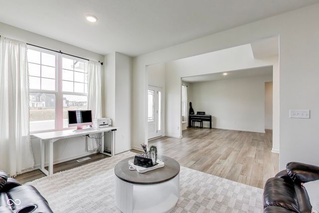 1869 Kenmare Drive, Carmel, IN 46074