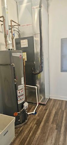 3657 W Division Street, Chicago, IL 60651