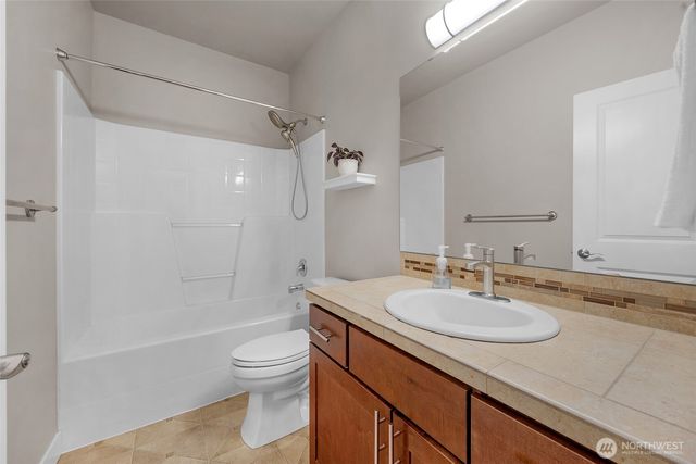 2210 Lincoln Place, Snohomish, WA 98290
