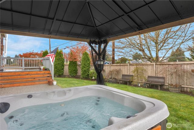 2210 Lincoln Place, Snohomish, WA 98290