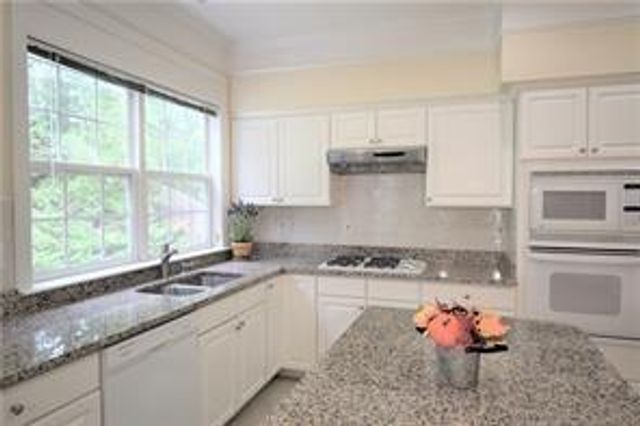 740 Henley Court, Duluth, GA 30097