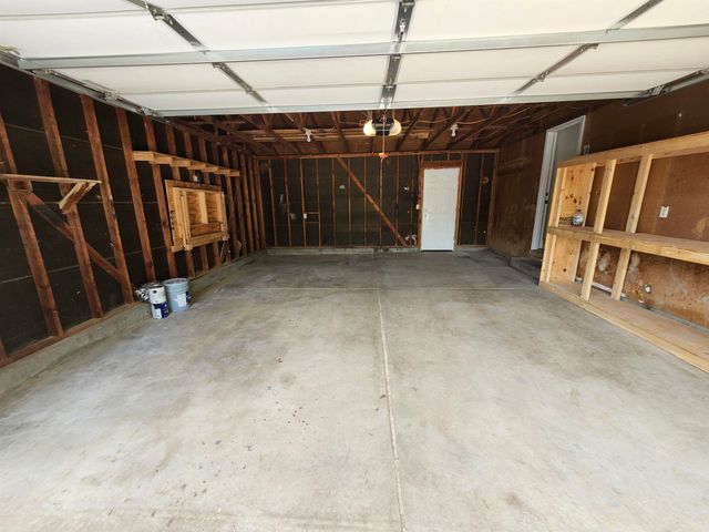 2417 N Battin Ave, Wichita, KS 67220