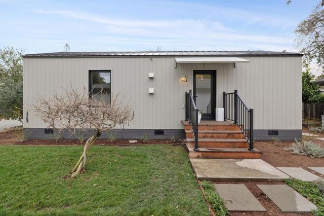50 Los Altos Avenue, Los Altos, CA 94022